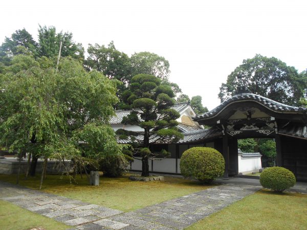 陽松庵の入り口です。